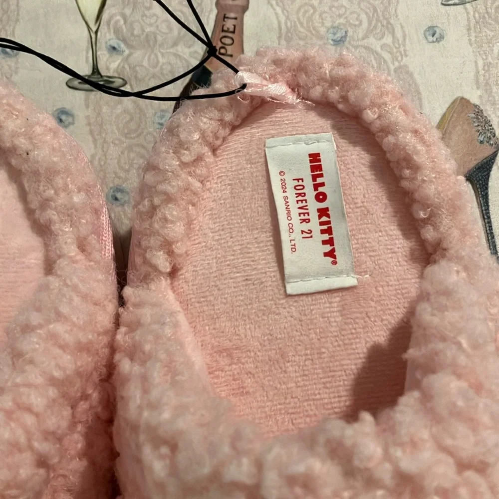 Hello Kitty Pink Fuzzy Slippers